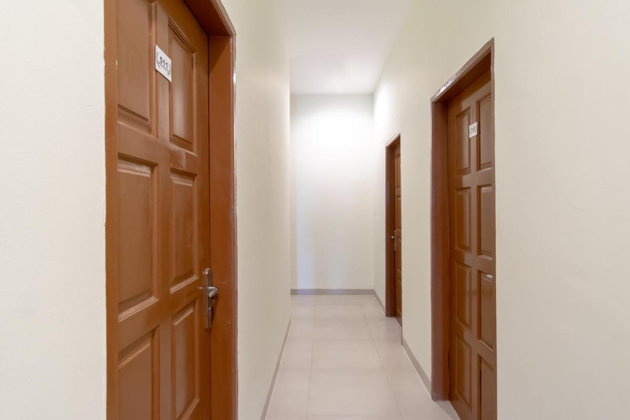 Oyo 1940 Cendana Homestay Syariah Медан Екстериор снимка